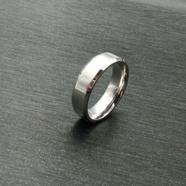 japanese and korean 6mm wide beveled smooth stainless steel student jewelry inlaid simple single diamond ring, Black
japanese and korean 6mm wide beveled smooth stainless steel student jewelry inlaid simple single diamond ring, Black