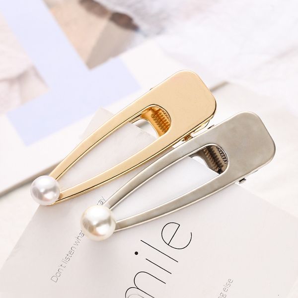 and pearl hairpin simple metal smooth face hairpin clip edge clip hair accessories, Golden;silver
and pearl hairpin simple metal smooth face hairpin clip edge clip hair accessories, Golden;silver