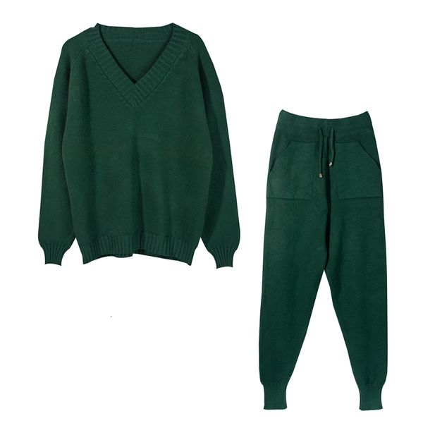women's sweaters 6-color ladies autumn and winter knitted with low-cut shirt high-waisted casual suit, White;black
women's sweaters 6-color ladies autumn and winter knitted with low-cut shirt high-waisted casual suit, White;black