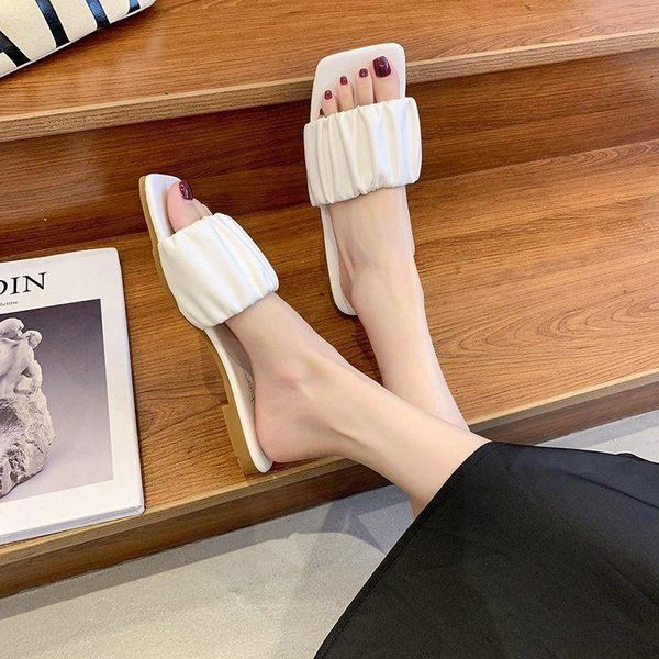 slippers 2021 summer versatile pleated personality with low heels chunky skirt flip flops, Black
slippers 2021 summer versatile pleated personality with low heels chunky skirt flip flops, Black