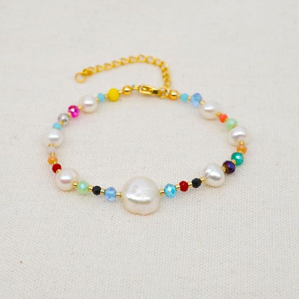 charm bracelets jewelry beads bracelet selling metal chain golden plating natural pearl for women, Golden;silver
charm bracelets jewelry beads bracelet selling metal chain golden plating natural pearl for women, Golden;silver