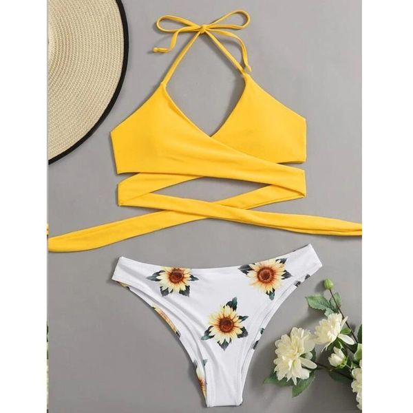 women's swimwear 2021 print bandage push up bikinis halter cross women swimsuit high waist bathing suit beach wear #t2, White;black
women's swimwear 2021 print bandage push up bikinis halter cross women swimsuit high waist bathing suit beach wear #t2, White;black
