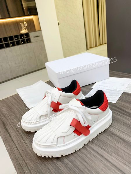 2022 designer woven lace-up casual shoes fashion men women sneaker embossed nylon canvas shoe rubber platform sole sneakers 35-45 hy220103, Black
2022 designer woven lace-up casual shoes fashion men women sneaker embossed nylon canvas shoe rubber platform sole sneakers 35-45 hy220103, Black