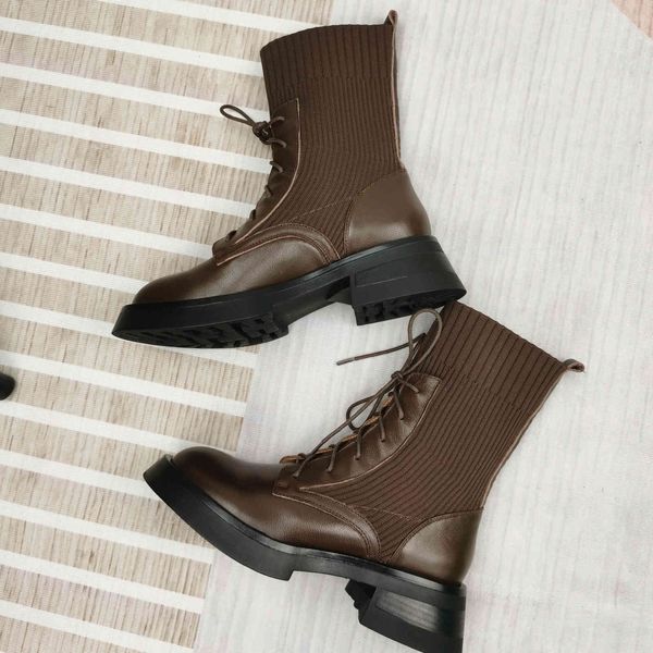 dress shoes qutaa 2022 ankle boots salto quadrado rendas até tricô sapatos femininos outono inverno dedo do pé redondo moda botas de couro 3, Black
dress shoes qutaa 2022 ankle boots salto quadrado rendas até tricô sapatos femininos outono inverno dedo do pé redondo moda botas de couro 3, Black
