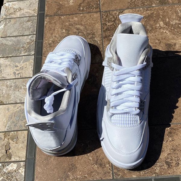 2021 authentic 4 white oreo shoes 4s tech grey black fire red university blue ct8527-100 trainer men women sports outdoor sneakers with orig
2021 authentic 4 white oreo shoes 4s tech grey black fire red university blue ct8527-100 trainer men women sports outdoor sneakers with orig
