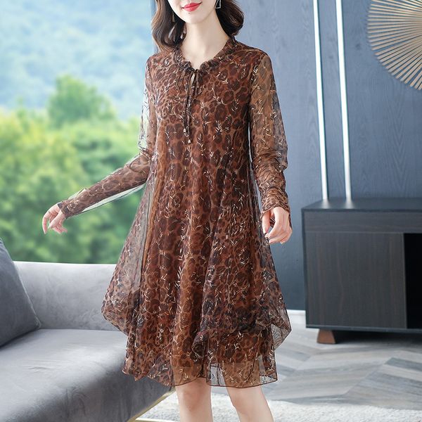 plus size dress 2021 spring and summer leopard print foreign style fashion around the neck dresses thin chiffon, Black;gray
plus size dress 2021 spring and summer leopard print foreign style fashion around the neck dresses thin chiffon, Black;gray
