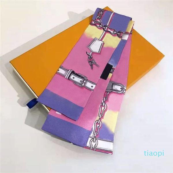 women's fashion scarf designer classic handbag scarves high-quality silk high-end luxury brand neckerchief size 8*116cm, Blue;gray
women's fashion scarf designer classic handbag scarves high-quality silk high-end luxury brand neckerchief size 8*116cm, Blue;gray