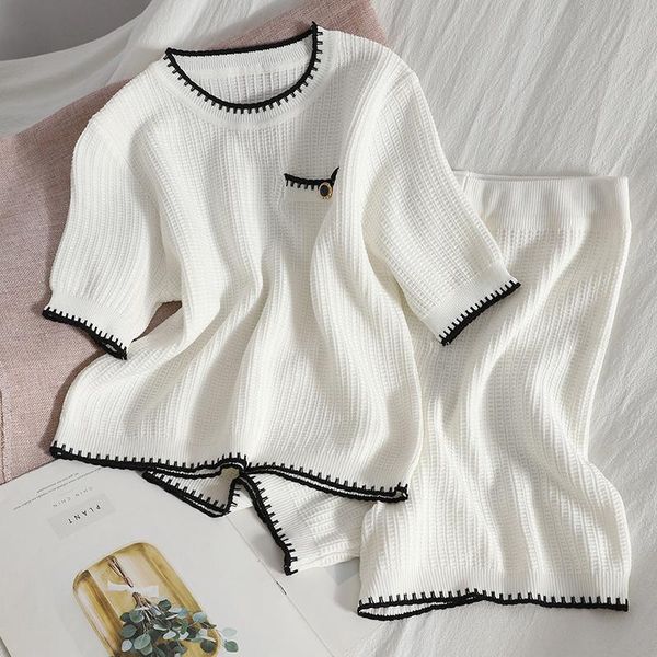 women's tracksuits two piece sets summer o neck pullover slim casual with korean straight shorts contrast color knitted two-piece suit, Gray
women's tracksuits two piece sets summer o neck pullover slim casual with korean straight shorts contrast color knitted two-piece suit, Gray