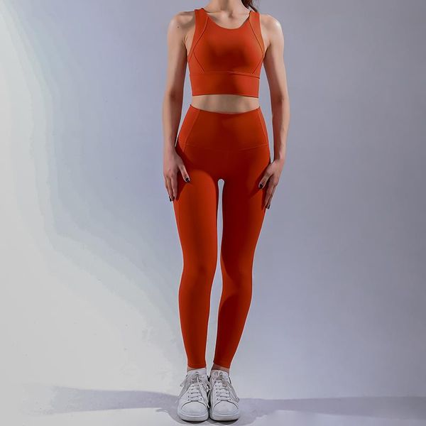 yoga outfit 2021 simple body nude color vest quick-drying wicking sport set women pts2201
yoga outfit 2021 simple body nude color vest quick-drying wicking sport set women pts2201