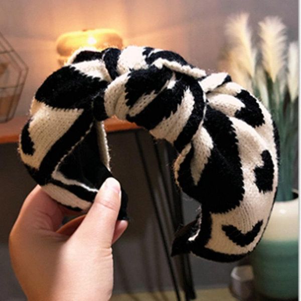 women headband knitting woolen wide side knotted hair bands for girl headwear hoop bezel turban female accessaries accessories
women headband knitting woolen wide side knotted hair bands for girl headwear hoop bezel turban female accessaries accessories