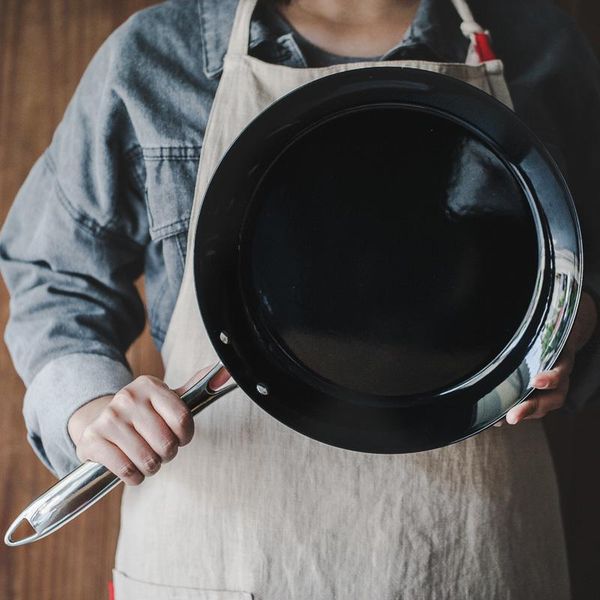 european type black enamel frying pan without coating household flat bottom gas electromagnetic furnace general saute pot pans
european type black enamel frying pan without coating household flat bottom gas electromagnetic furnace general saute pot pans