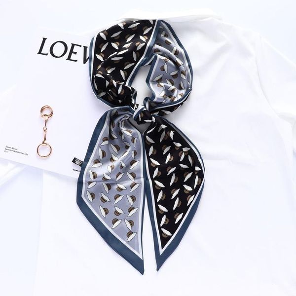 scarves ilyee 2021 autumn long small satin silk neck scarf womens handle bag ribbons fashion hair head for ladies bufandas, Blue;gray
scarves ilyee 2021 autumn long small satin silk neck scarf womens handle bag ribbons fashion hair head for ladies bufandas, Blue;gray