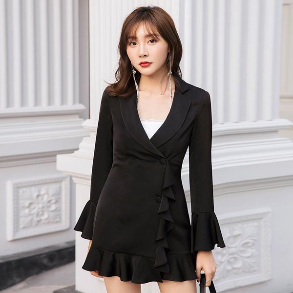 casual dresses yigelila autumn fashion black dress turn down collar ruffles short flare sleeves above knee office lady 65294, Black;gray
casual dresses yigelila autumn fashion black dress turn down collar ruffles short flare sleeves above knee office lady 65294, Black;gray