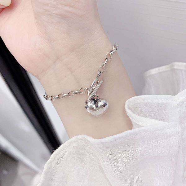 hip hop bracelet women's japanese korean alloy love pendant, personalized chain, simple and fashionable hand decoration trend, Black
hip hop bracelet women's japanese korean alloy love pendant, personalized chain, simple and fashionable hand decoration trend, Black