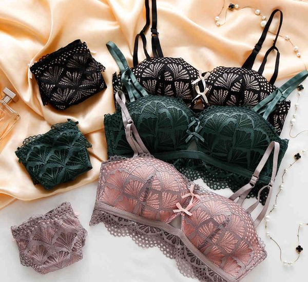 bra set 8942# fashion comfortable gathering no steel ring exquisite lace embroidery underwear, Red;black
bra set 8942# fashion comfortable gathering no steel ring exquisite lace embroidery underwear, Red;black