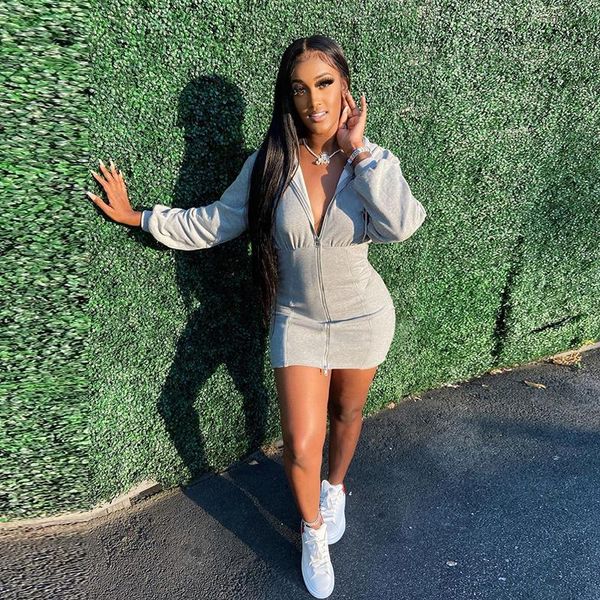 casual dresses long sleeve zip up letter print patchwork hooded mini dress autumn winter women fashion streetwear bodycon outfits 2021, Black;gray
casual dresses long sleeve zip up letter print patchwork hooded mini dress autumn winter women fashion streetwear bodycon outfits 2021, Black;gray
