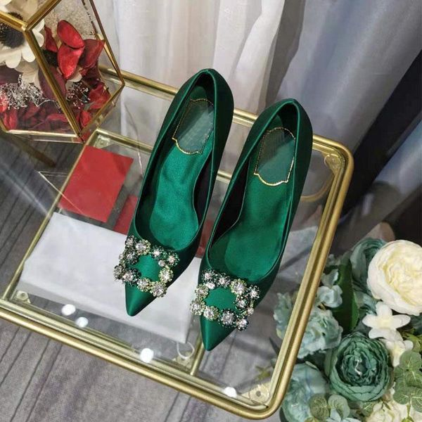 dress shoes ladies high heels party ceremony stiletto pointed shallow mouth snowflake diamond buckle silk luxury high-heeled, Black
dress shoes ladies high heels party ceremony stiletto pointed shallow mouth snowflake diamond buckle silk luxury high-heeled, Black