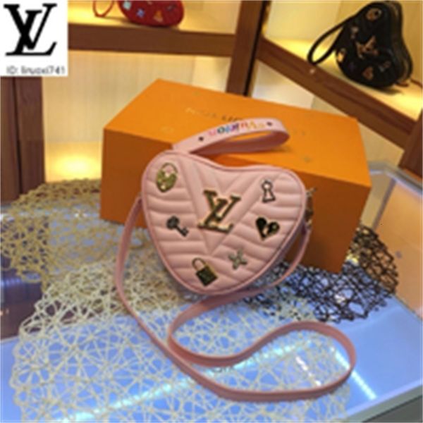 brand designer luxury tvm5 m52794 pink love gold buckle single shoulder bag women handbags iconic bags handles shoulder bags totes cross, Red;black
brand designer luxury tvm5 m52794 pink love gold buckle single shoulder bag women handbags iconic bags handles shoulder bags totes cross, Red;black