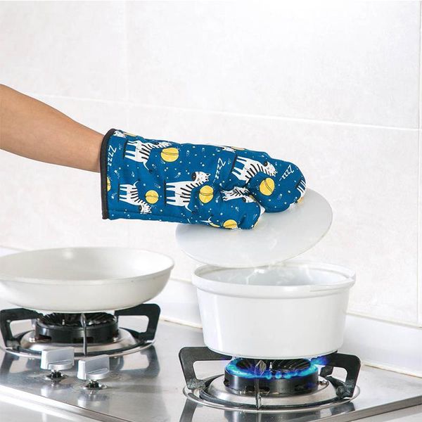 oven mitts non-slip microwave insulated baking cooking gloves thickening high temperature kitchen bakeware
oven mitts non-slip microwave insulated baking cooking gloves thickening high temperature kitchen bakeware