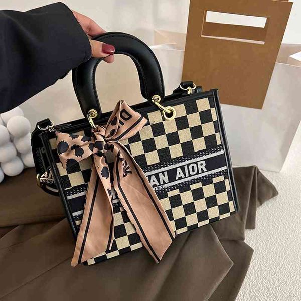 backpack black and white checkered single shoulder satchel is popular in 2021 winter. the high-capacity commuter thousand portable, Black;red
backpack black and white checkered single shoulder satchel is popular in 2021 winter. the high-capacity commuter thousand portable, Black;red