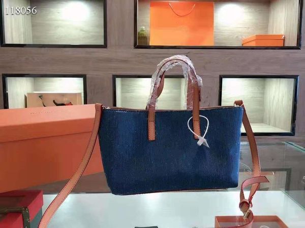 bag holderdesigner women's shoulder bag denim fabric portable size 24cmhandbag hook
bag holderdesigner women's shoulder bag denim fabric portable size 24cmhandbag hook