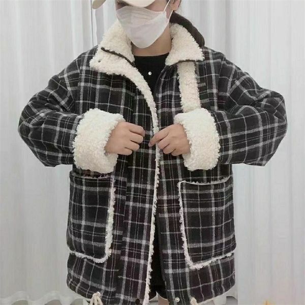 wool autumn and winter new plush spliced woolen thickened coat long sleeve women's short fashion trend, Black
wool autumn and winter new plush spliced woolen thickened coat long sleeve women's short fashion trend, Black