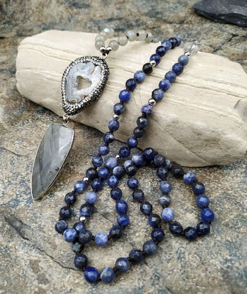 pendant necklaces natural labradorite geode agates sodalite stone beads knot handcraft necklace m0011, Silver
pendant necklaces natural labradorite geode agates sodalite stone beads knot handcraft necklace m0011, Silver