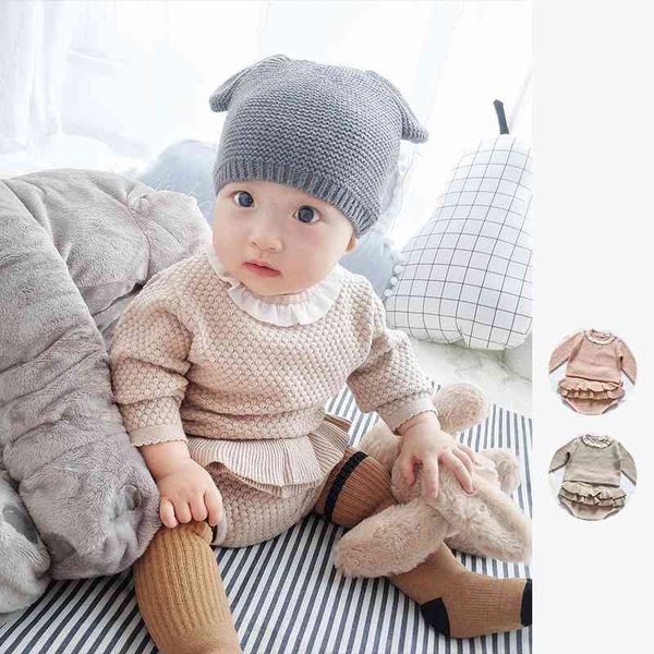 two girls suit knit 0-2 year old cotton baby long sleeve blouse + lotus leaf shorts clothing set 210515, White
two girls suit knit 0-2 year old cotton baby long sleeve blouse + lotus leaf shorts clothing set 210515, White