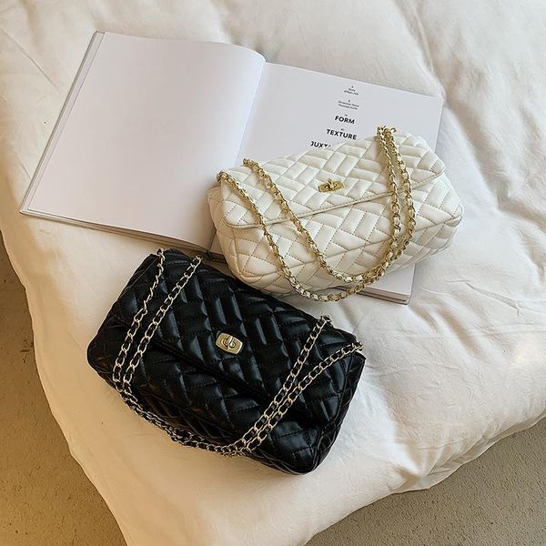 evening bags niche design bag female fashion messenger rhombic pattern single shoulder underarm
evening bags niche design bag female fashion messenger rhombic pattern single shoulder underarm