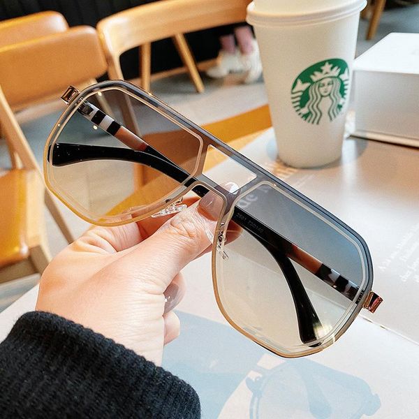 sunglasses 2021 fashion vintage pilot women brand designer metal frame color sun glasses men driving shades oculos feminino, White;black
sunglasses 2021 fashion vintage pilot women brand designer metal frame color sun glasses men driving shades oculos feminino, White;black