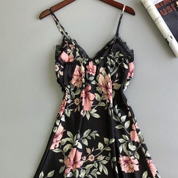 lingerie homewear satin silk women sleepwear lace floral nightgown robe dress babydoll nightdress sleepshirts nightwear x, Black;red
lingerie homewear satin silk women sleepwear lace floral nightgown robe dress babydoll nightdress sleepshirts nightwear x, Black;red