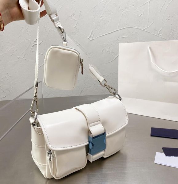 2021 fashion leisure shoulder bags man women messenger bag temperament handbags small totes leather crossbody waterproof
2021 fashion leisure shoulder bags man women messenger bag temperament handbags small totes leather crossbody waterproof