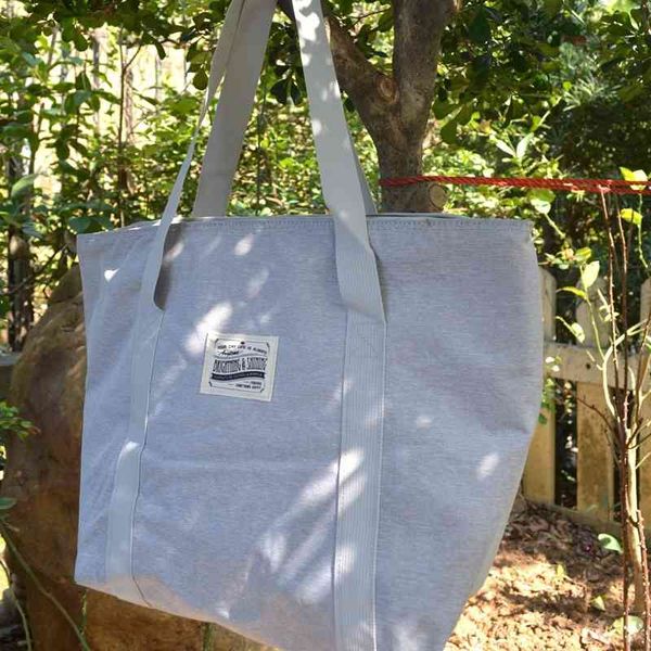 large capacity thickened insulation ice cold storage waterproof oxford cloth outdoor picnic single shoulder shopping bag
large capacity thickened insulation ice cold storage waterproof oxford cloth outdoor picnic single shoulder shopping bag