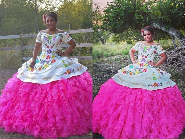 gorgeous vestido de 15 anos white fuchsia quinceanera prom dresses charro 2022 ball gown satin ruffles flowers embroidered corset back, Blue;red
gorgeous vestido de 15 anos white fuchsia quinceanera prom dresses charro 2022 ball gown satin ruffles flowers embroidered corset back, Blue;red