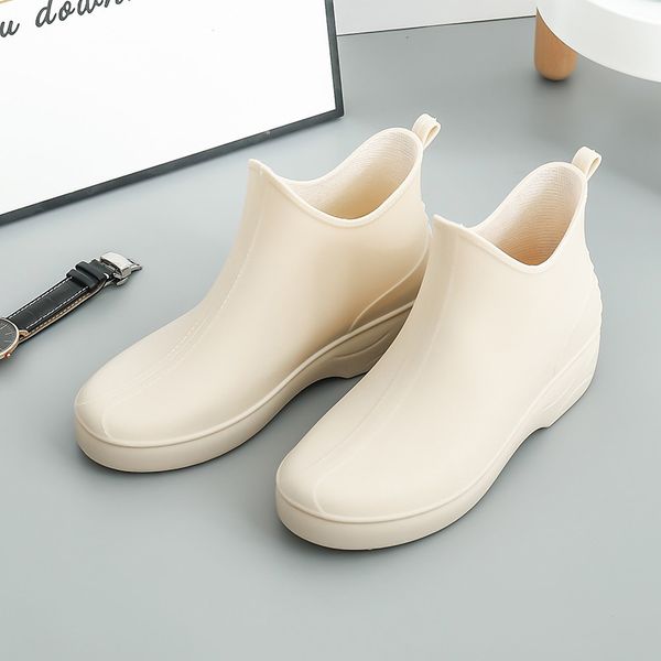 mazefeng brand solid rain boots woman water shoes women slip on keep warm non-slip wash the car washing 35-40 k810, Black
mazefeng brand solid rain boots woman water shoes women slip on keep warm non-slip wash the car washing 35-40 k810, Black