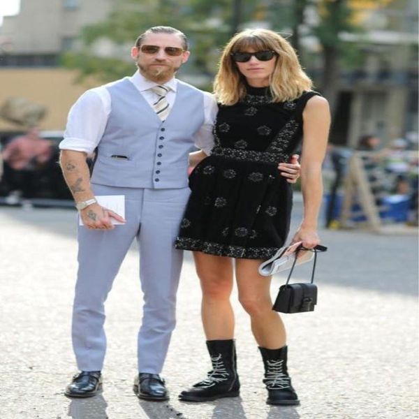 customized latest men's suit vest pants light blue casual suitable for wedding 2 pieces slim terno masculino men suits & blazer, White;black
customized latest men's suit vest pants light blue casual suitable for wedding 2 pieces slim terno masculino men suits & blazer, White;black