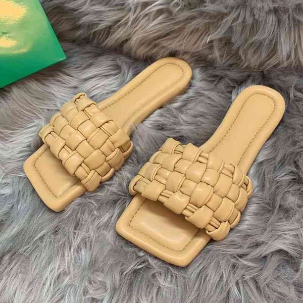 slippers summer women quilted sandals 19 series flap luxurys designers brand mules casual flat heel slides big chain slipper genuine leather, Black
slippers summer women quilted sandals 19 series flap luxurys designers brand mules casual flat heel slides big chain slipper genuine leather, Black