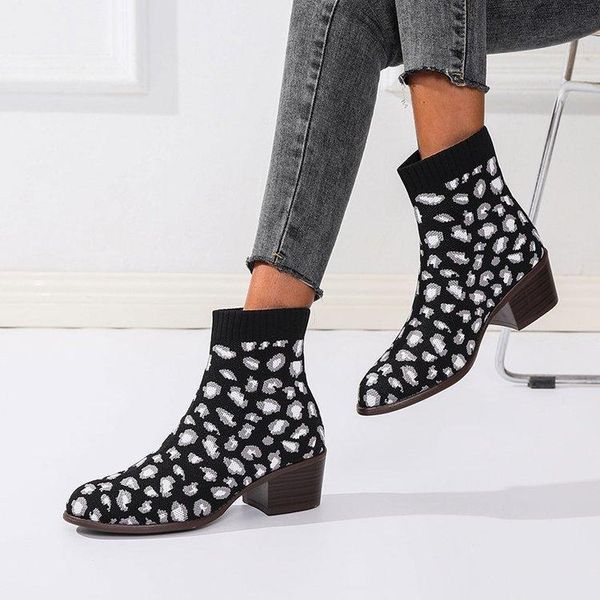 boots 2021 fashion women beige pointed toe yarn elastic ankle thick heels shoes autumn winter female socks, Black
boots 2021 fashion women beige pointed toe yarn elastic ankle thick heels shoes autumn winter female socks, Black