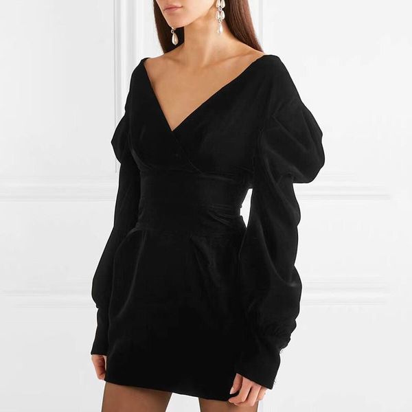 casual dresses 2021 autumn solid color strapless v fashion hubble-bubble sleeve dress woman, Black;gray
casual dresses 2021 autumn solid color strapless v fashion hubble-bubble sleeve dress woman, Black;gray