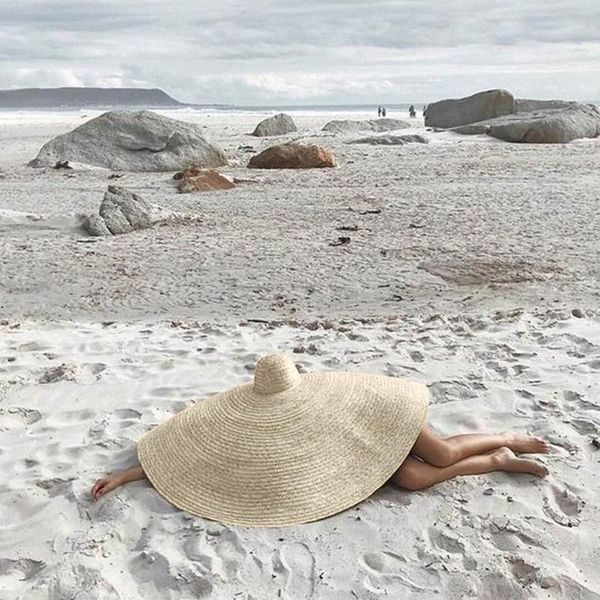 fashion large sun hat beach anti-uv protection cap cover straw oversized collapsible sunshade 2021 wide brim hats, Blue;gray
fashion large sun hat beach anti-uv protection cap cover straw oversized collapsible sunshade 2021 wide brim hats, Blue;gray