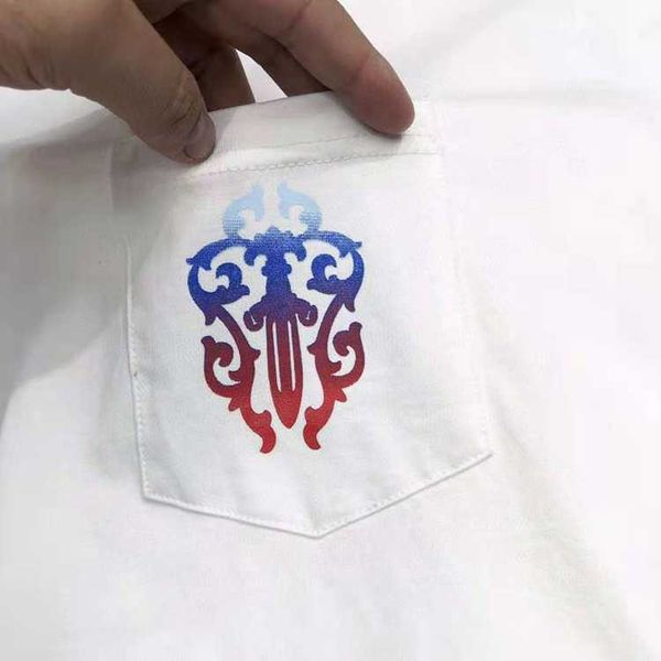 crosin design 2021 pocket spring new print crosin chest couple short sleeve t-shirt, White
crosin design 2021 pocket spring new print crosin chest couple short sleeve t-shirt, White
