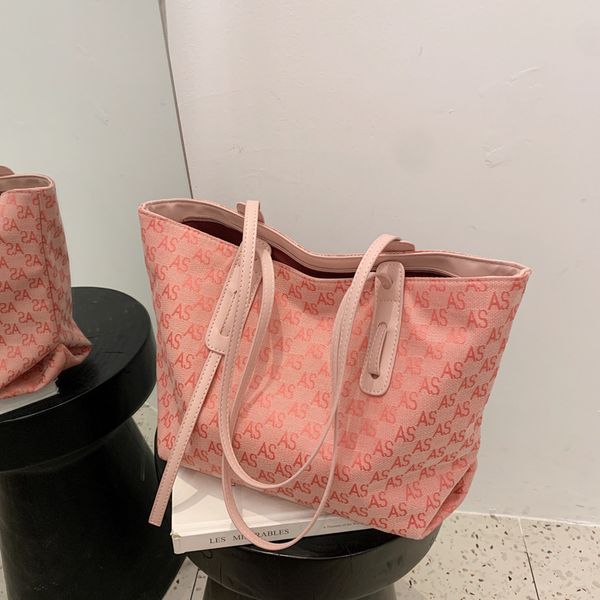 luxury handbags 2021 letter print new large capacity shopping hand commuting bucket travel one shoulder armpit women's bag
luxury handbags 2021 letter print new large capacity shopping hand commuting bucket travel one shoulder armpit women's bag