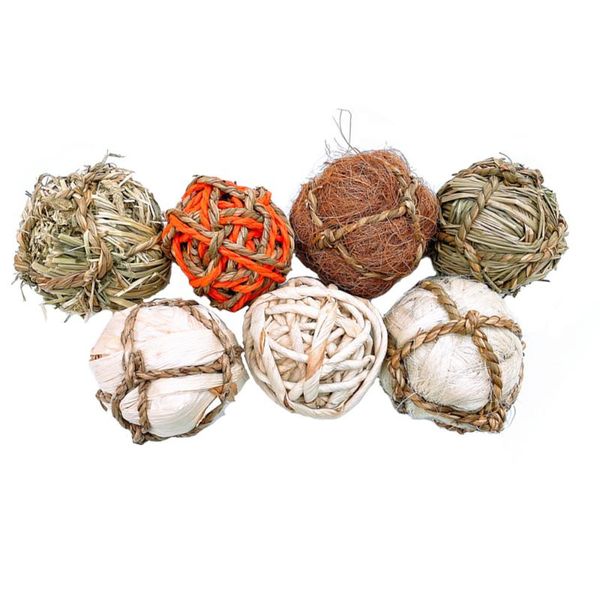 small animal supplies 7pcs parrot balls pet straw woven plaything molar toys 
small animal supplies 7pcs parrot balls pet straw woven plaything molar toys