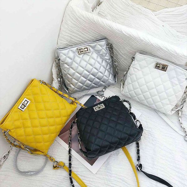women lady fashion pu leather cosmetic bag handbag shoulder messenger satchel crossbody holiday delicate chain pack
women lady fashion pu leather cosmetic bag handbag shoulder messenger satchel crossbody holiday delicate chain pack
