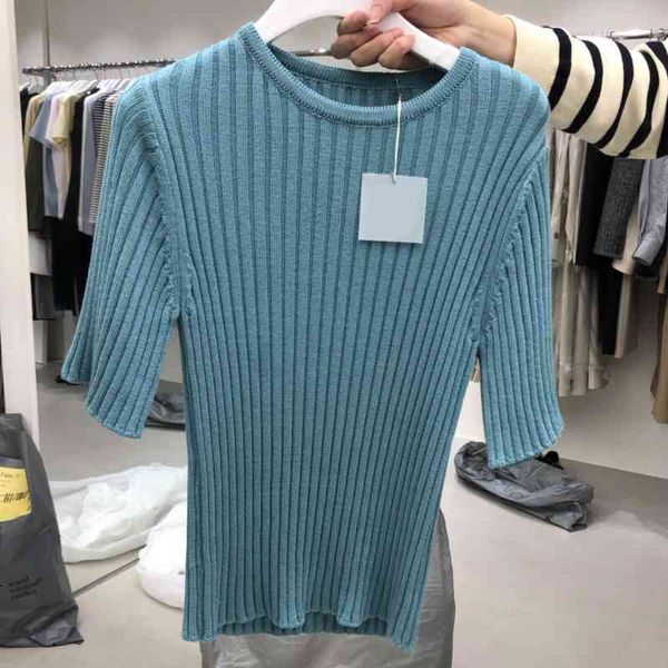 summer simple solid knitted shirts women korean fashion short sleeve ropa mujer tee all match slim woman knitting 210514, White
summer simple solid knitted shirts women korean fashion short sleeve ropa mujer tee all match slim woman knitting 210514, White