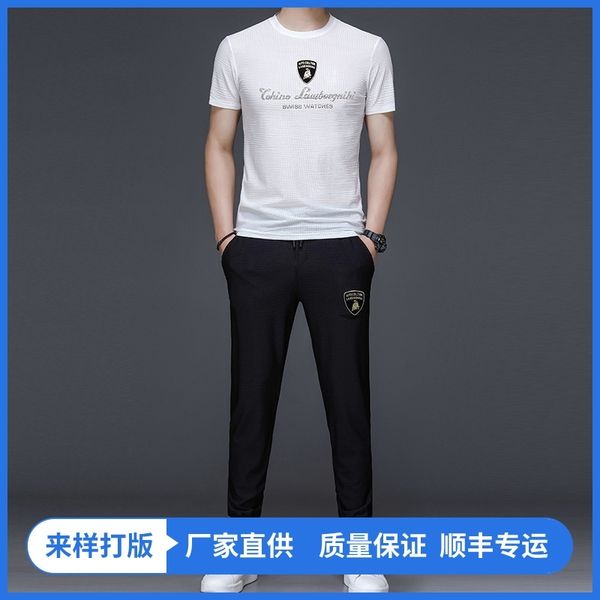 2021 summer new men's leisure sports suit round neck pullover short sleeve t-shirt trend handsome two piece set, Gray
2021 summer new men's leisure sports suit round neck pullover short sleeve t-shirt trend handsome two piece set, Gray