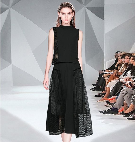 summer women's black sleeveless stand collar shirt + fashion ol style elegant hollow out lace patchwork skirts 2pcs set 210514, White
summer women's black sleeveless stand collar shirt + fashion ol style elegant hollow out lace patchwork skirts 2pcs set 210514, White