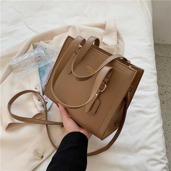 evening bags women'crossbody pu leather handbag set fashion designer female shoulder big casual handbags purse
evening bags women'crossbody pu leather handbag set fashion designer female shoulder big casual handbags purse
