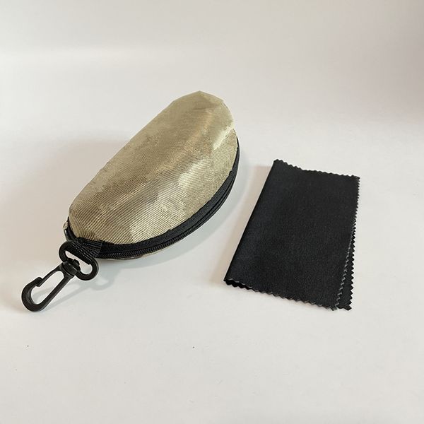 protable sunglasses protector brand designer box bag hard zipper travel pack pouch case eyewear accessories
protable sunglasses protector brand designer box bag hard zipper travel pack pouch case eyewear accessories