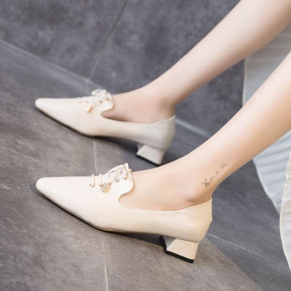 dress shoes 2021 korean thick heel pointed single women's middle mouth bowknot small leather low heels wear two women pu, Black
dress shoes 2021 korean thick heel pointed single women's middle mouth bowknot small leather low heels wear two women pu, Black